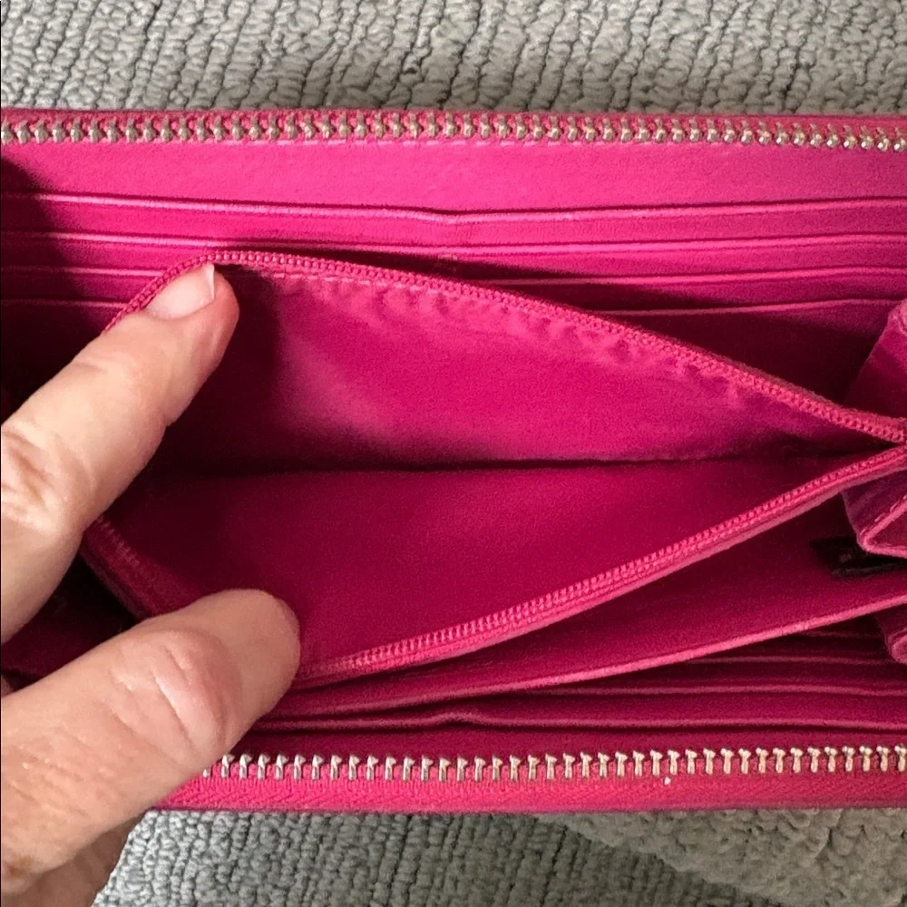 Coach  long wallet  zippy wallet tattersall print coated canvas pink stripe EUC